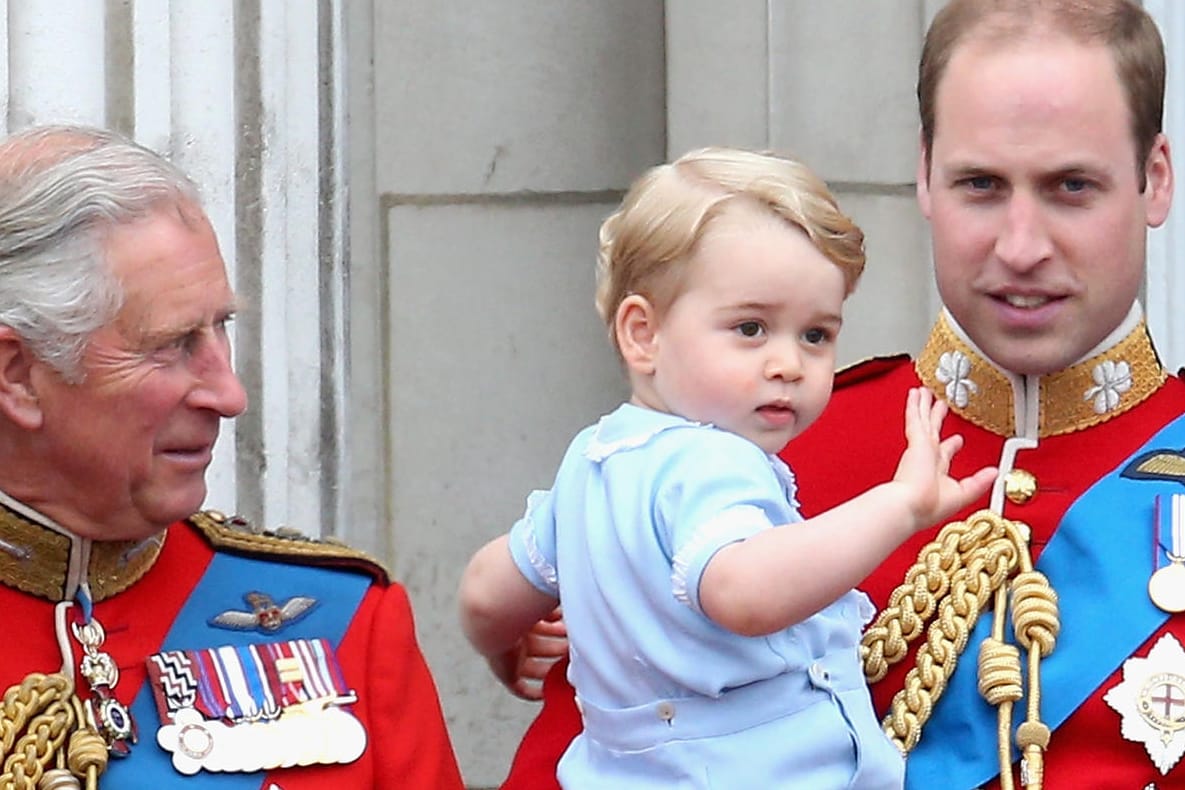 Ein Foto, drei Generationen: Charles, George und William bei der "Trooping the Colour"-Zeremonie im Juni 2015.