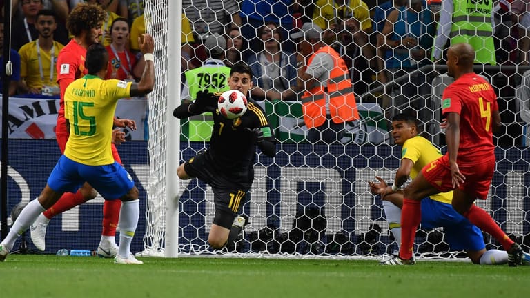 Starke WM: Courtois (M.) beim 2:1-Sieg Belgiens gegen Brasilien im Viertelfinale.