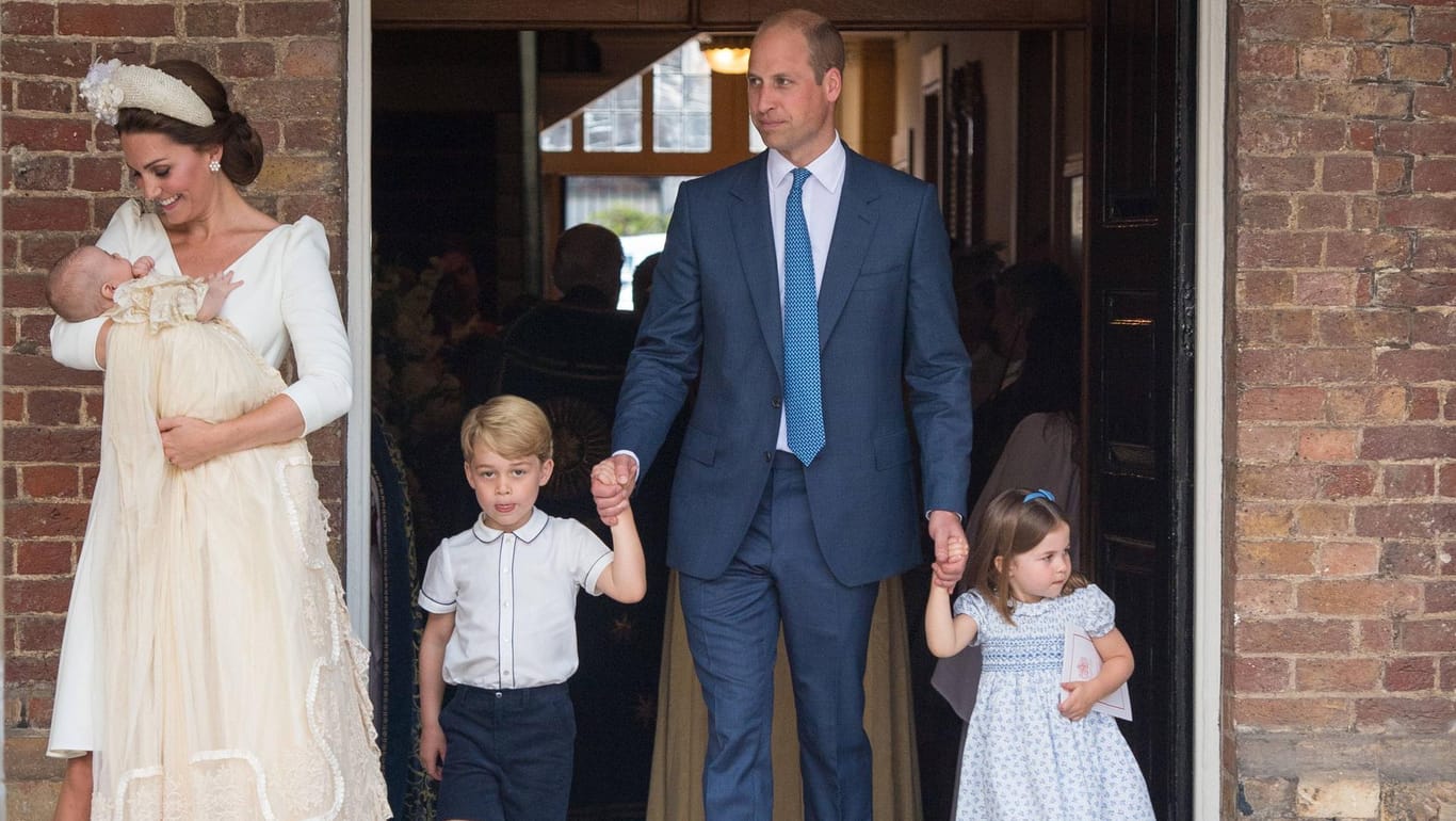 Familienband: Herzogin Kate und Prinz William mit ihren drei Kindern.
