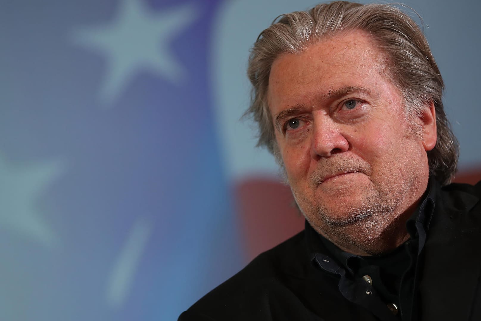 Steve Bannon bei einer Debatte: Der Ex-Berater von Donald Trump will offenbar das Erstarken des Rechtspopulismus in Europa weiter fördern.