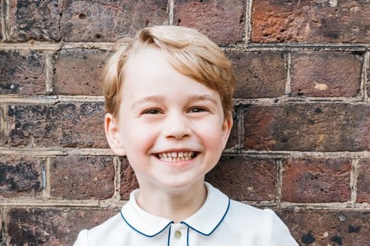 Prinz George: Glücklicher Mini-Royal nach der Taufe seines Bruders Prinz Louis.