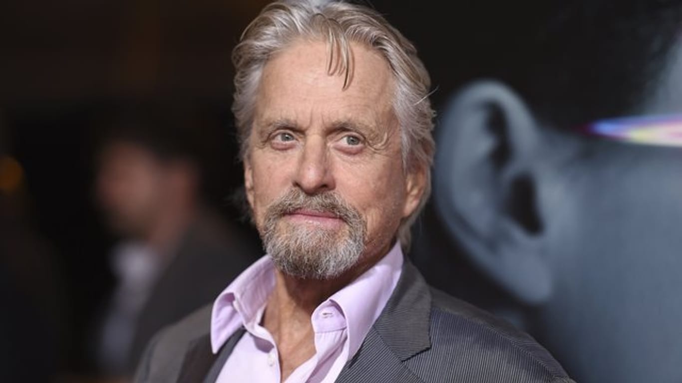 Der US-Schauspieler Michael Douglas kennt Krisen und Krankheit, heute sei er aber ein glücklicher Mensch, sagt er.