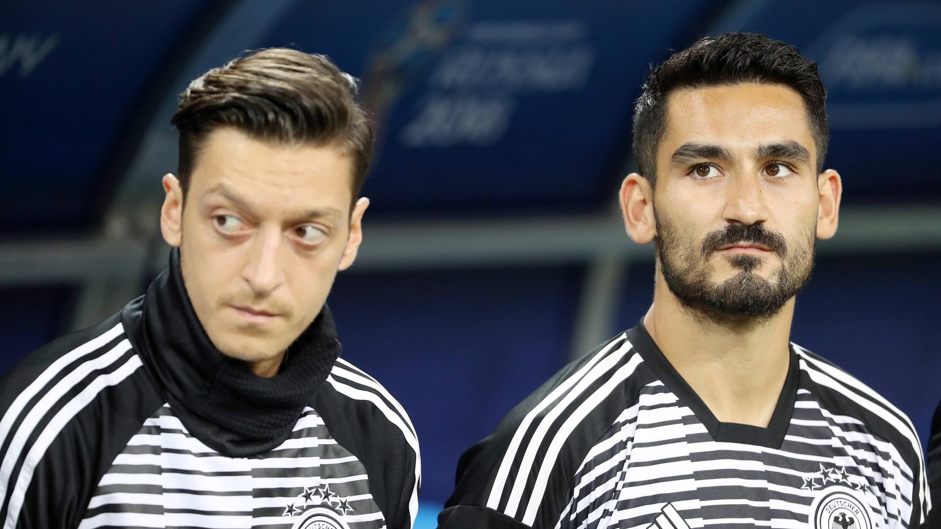 Wurden wegen der Erdogan-Fotos stark kritisiert: Mesut Özil (l.) und Ilkay Gündogan.