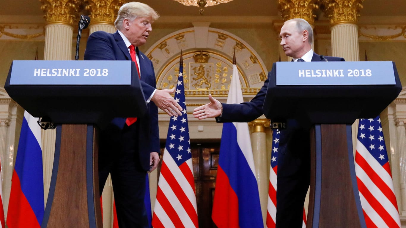 Donald Trump und Wladimir Putin auf dem Gipfel in Helsinki: Der US-Präsident hat nun erklärt, niemand sei "härter" gegenüber Russland als er.
