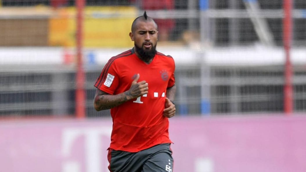 Arturo Vidal: Der Mittelfeldspieler befindet sich derzeit noch im Aufbautraining nach einer Knie-OP, soll aber in Kürze verkauft werden.