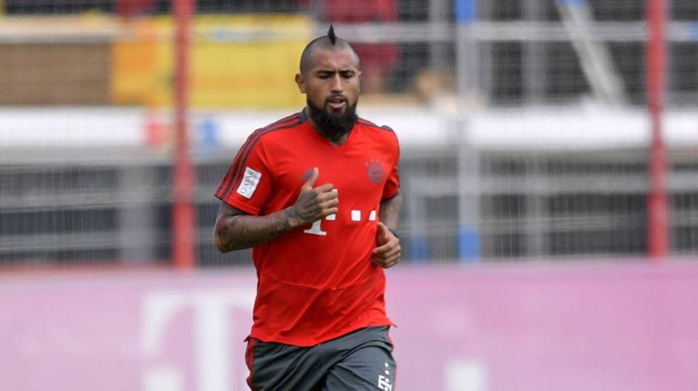 Arturo Vidal: Der Mittelfeldspieler befindet sich derzeit noch im Aufbautraining nach einer Knie-OP, soll aber in Kürze verkauft werden.