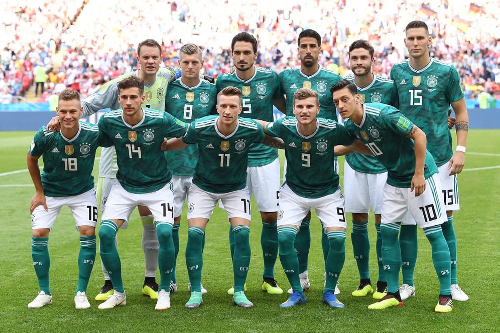 Die deutsche Startelf beim WM-Aus gegen Südkorea: Keiner äußerte sich inhaltlich zu Özils Rücktrittserklärung.