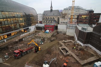 Blick auf das Fundament der Antoniter-Bibliothek: Sie ist nach Informationen der Kölner Bodendenkmalpflege im 2. Jahrhundert errichtet worden.