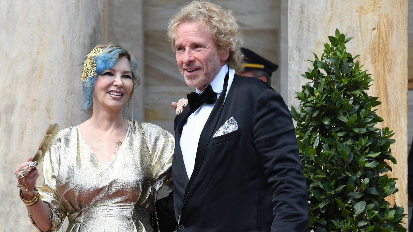 Was für ein Look: Thea Gottschalk zeigt sich im neuen Look, Thomas Gottschalk setzt auf seine altbekannte Frisur.