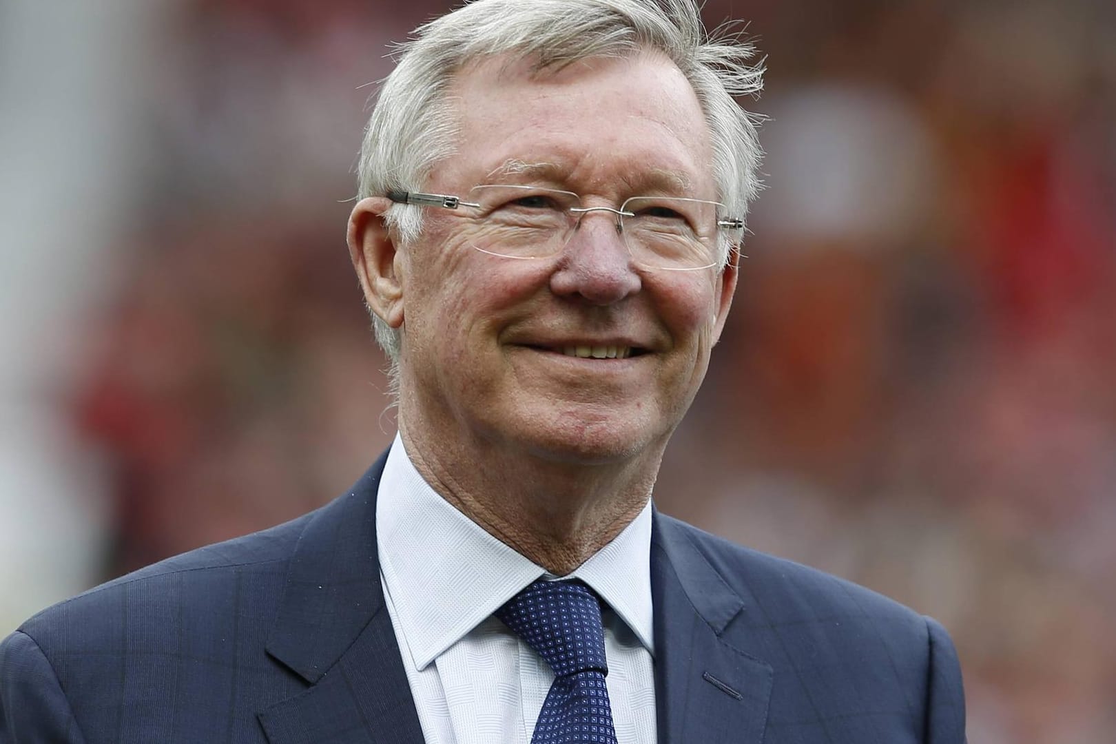 Auf dem Weg der Besserung: Sir Alex Ferguson.