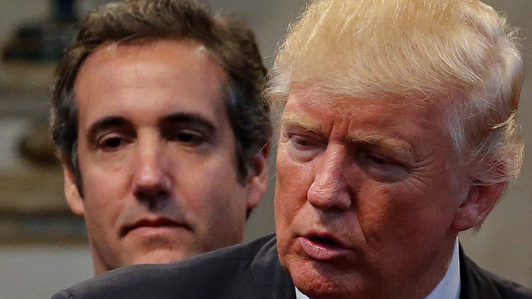 Donald Trump und sein damaliger Anwalt Michael Cohen im Wahlkampf 2016: Damals waren sie enge Vertraute.