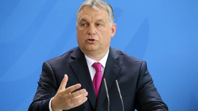 Victor Orban, ungarischer Ministerpräsident, beantwortet Fragen von Journalisten. Victor Orban, ungarischer Ministerpräsident, beantwortet Fragen von Journalisten.