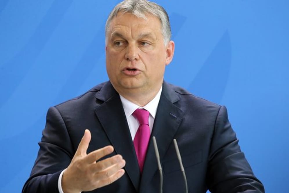 Victor Orban, ungarischer Ministerpräsident, beantwortet Fragen von Journalisten.