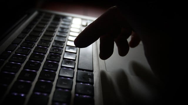 Online-Kriminelle versuchen derzeit, Internetnutzer zu erpressen. Online-Kriminelle versuchen derzeit, Internetnutzer zu erpressen.