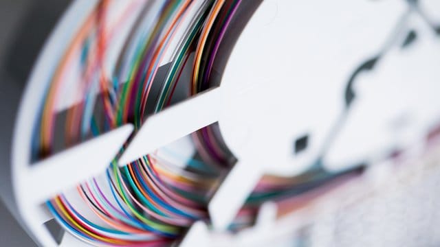 VDSL-Tarife mit Supervectoring sollen Daten mit zu 250 Megabit pro Sekunde (MBit/s) übertragen können. VDSL-Tarife mit Supervectoring sollen Daten mit zu 250 Megabit pro Sekunde (MBit/s) übertragen können.