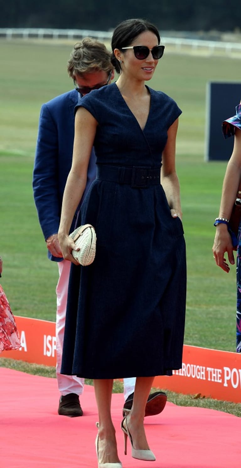 Stylish unterwegs: Beim Polo-Turnier zeigt sich Herzogin Meghan ganz unkompliziert.