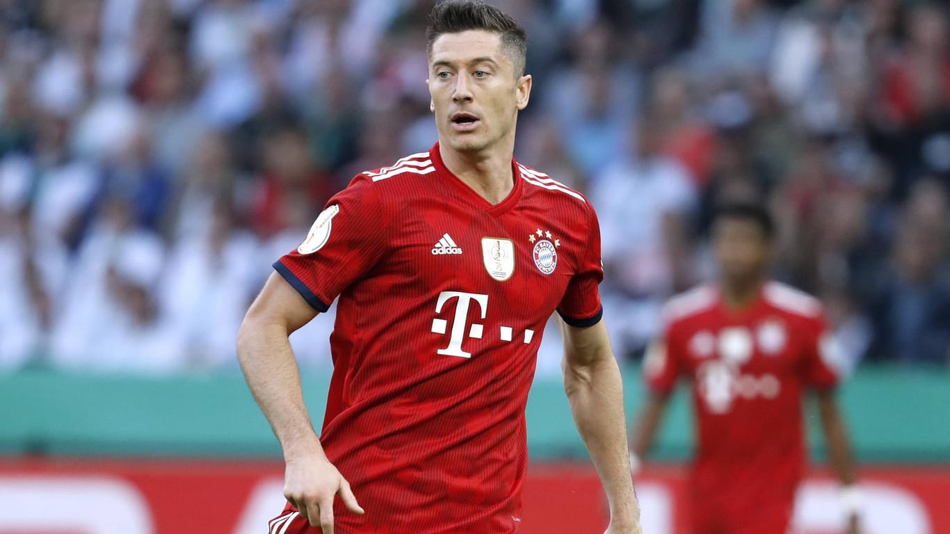 Abwanderungswillig: Trägt Robert Lewandowski auch in der kommenden Saison das Bayern-Trikot?