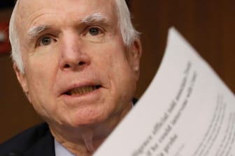 Der republikanische Senator John McCain im Juni 2017: Auch jetzt, schwer an Krebs erkrankt, gibt er dem US-Präsidenten noch Kontra.