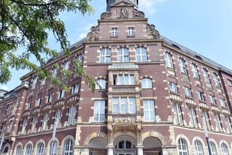 Das Verwaltungsgericht Gelsenkirchen hat unter Androhung eines Zwangsgelds von 10.