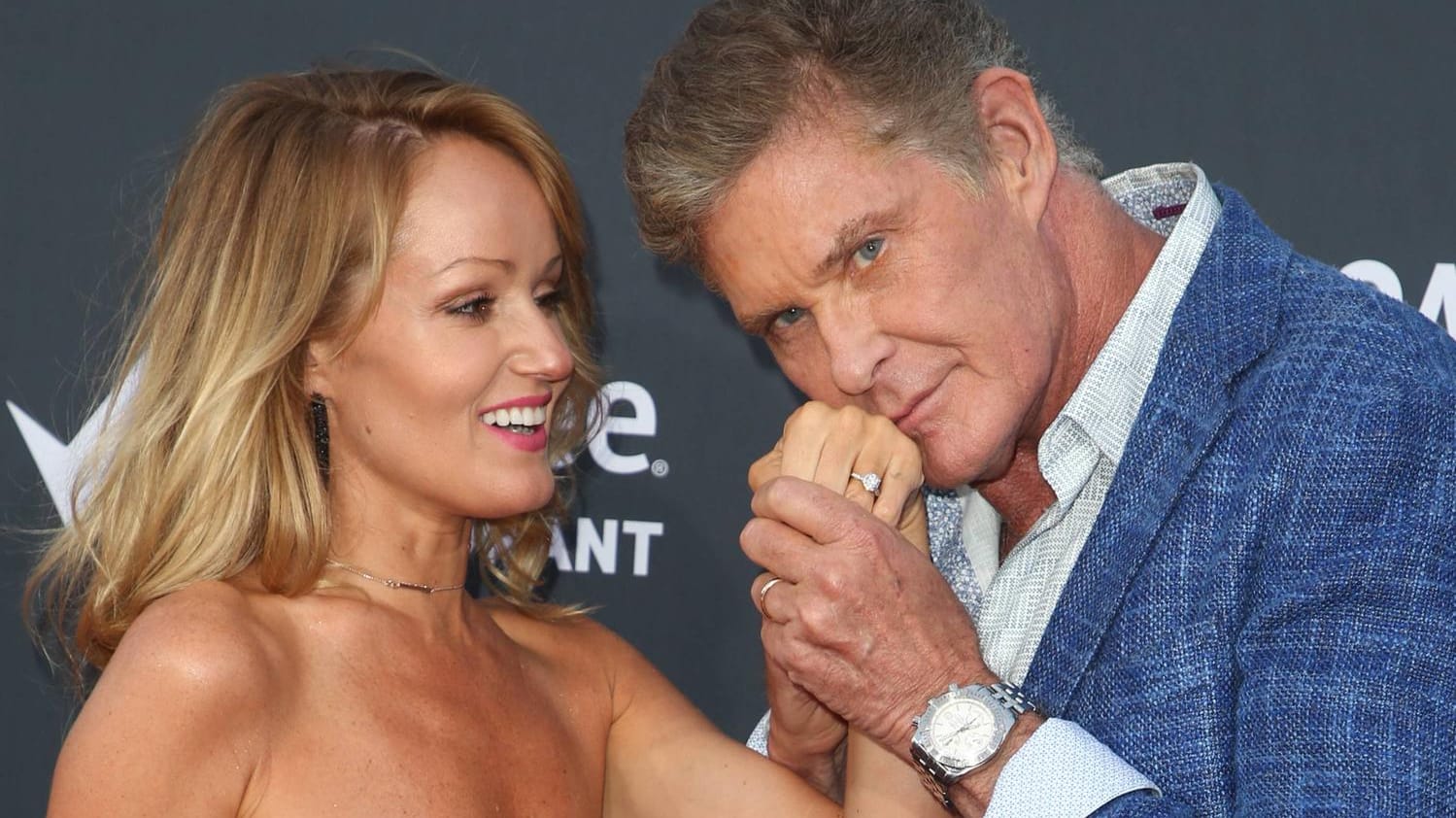 Nach sieben Jahre Beziehung: Hayley Roberts und David Hasselhoff sind verheiratet.