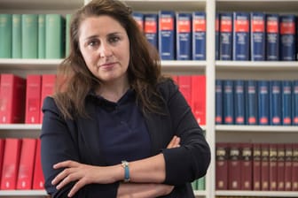 Seda Basay-Yildiz, die Anwältin von Sami A.: "Das Fax ist in der Nacht raus, das Geld muss gezahlt werden".