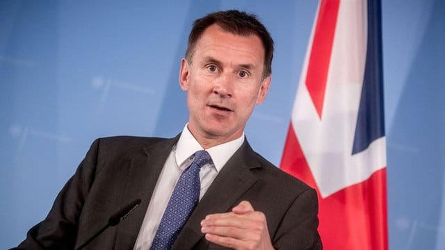 "Wir steuern auf einen Austritt ohne Abkommen zu", sagt Hunt.