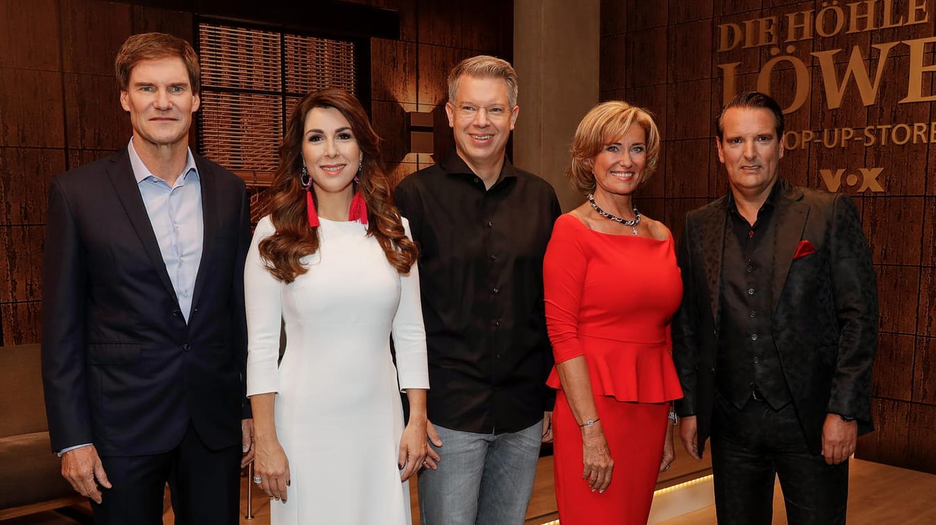 Die Löwen: Carsten Maschmeyer, Judith Williams, Frank Thelen, Dagmar Wöhrl und Ralf Dümmel.