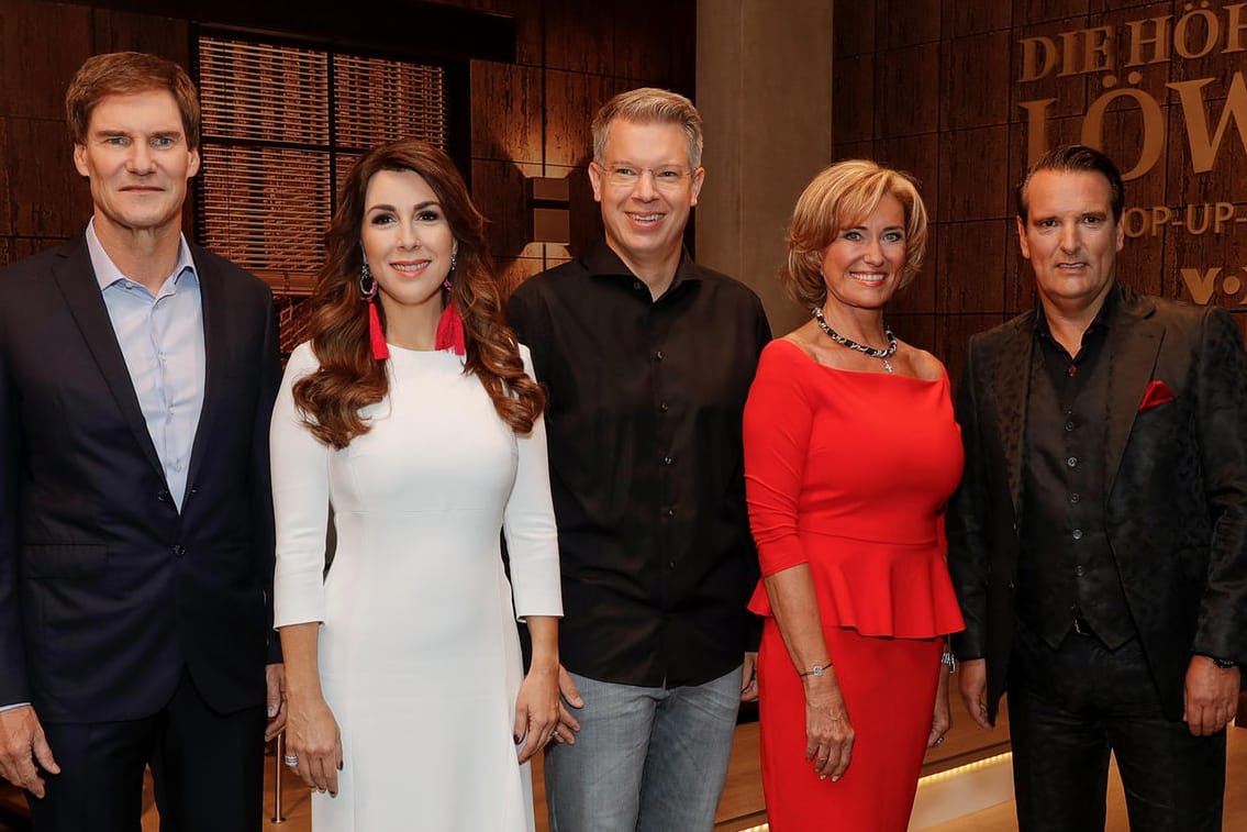 Die Löwen: Carsten Maschmeyer, Judith Williams, Frank Thelen, Dagmar Wöhrl und Ralf Dümmel.