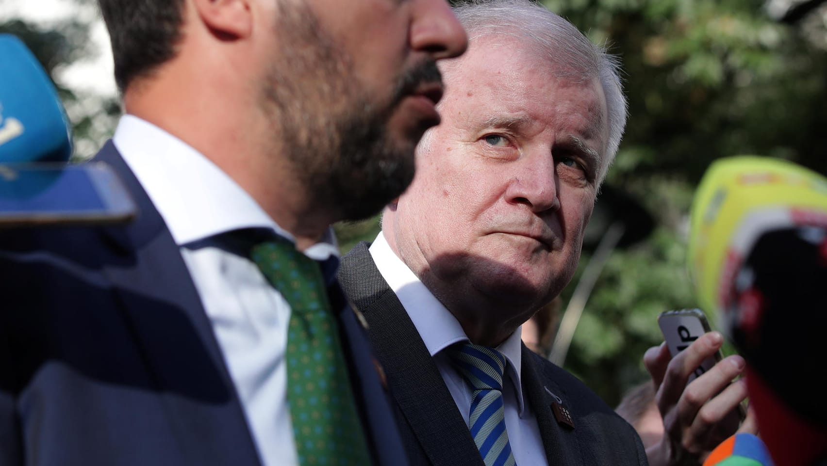 Seehofer beobachtet Italiens Innenminister Salvini: Man tut, was andere tun, weil sie damit erfolgreich sind.