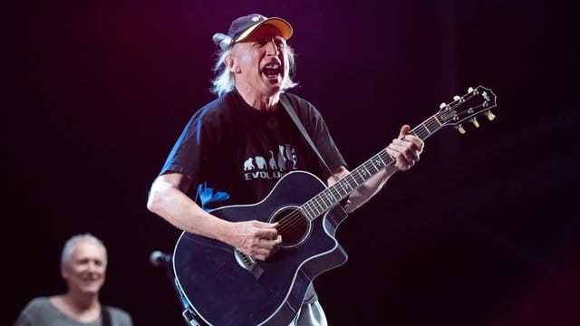 Der Komiker Otto Waalkes tritt auf dem Wacken Open Air Festival auf. Der Komiker Otto Waalkes tritt auf dem Wacken Open Air Festival auf.
