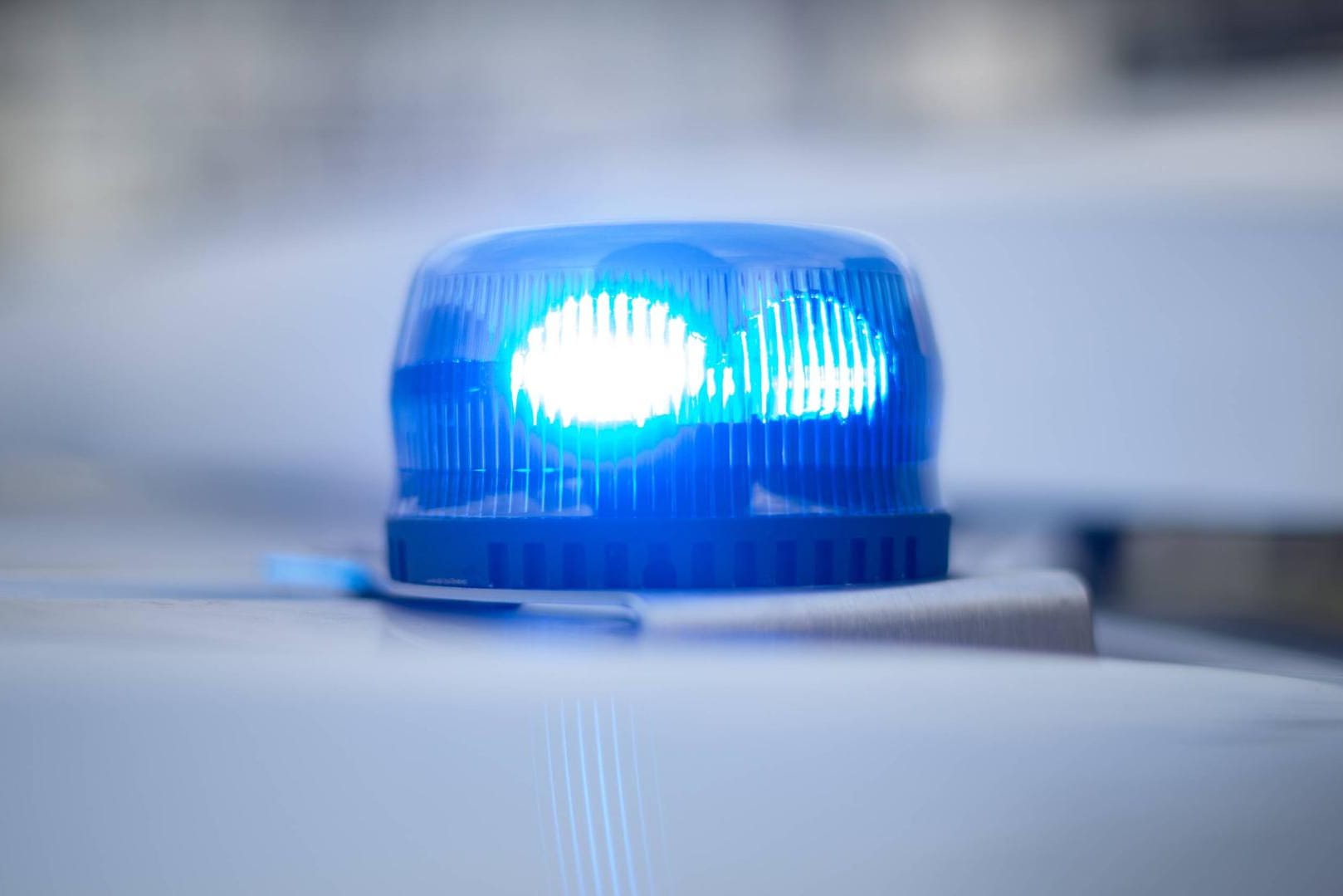 Leuchtendes Blaulicht: Das geklaute Rad hatte einen Wert von 2800 Euro, dank des Polizisten erhielt der Besitzer es zurück. (Symbolbild)