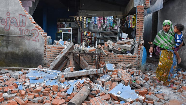 Zerstörung auf Lombok: Das Beben der Stärke 7,0 beschädigte zahlreiche Gebäude auf der bei Touristen beliebten Insel.
