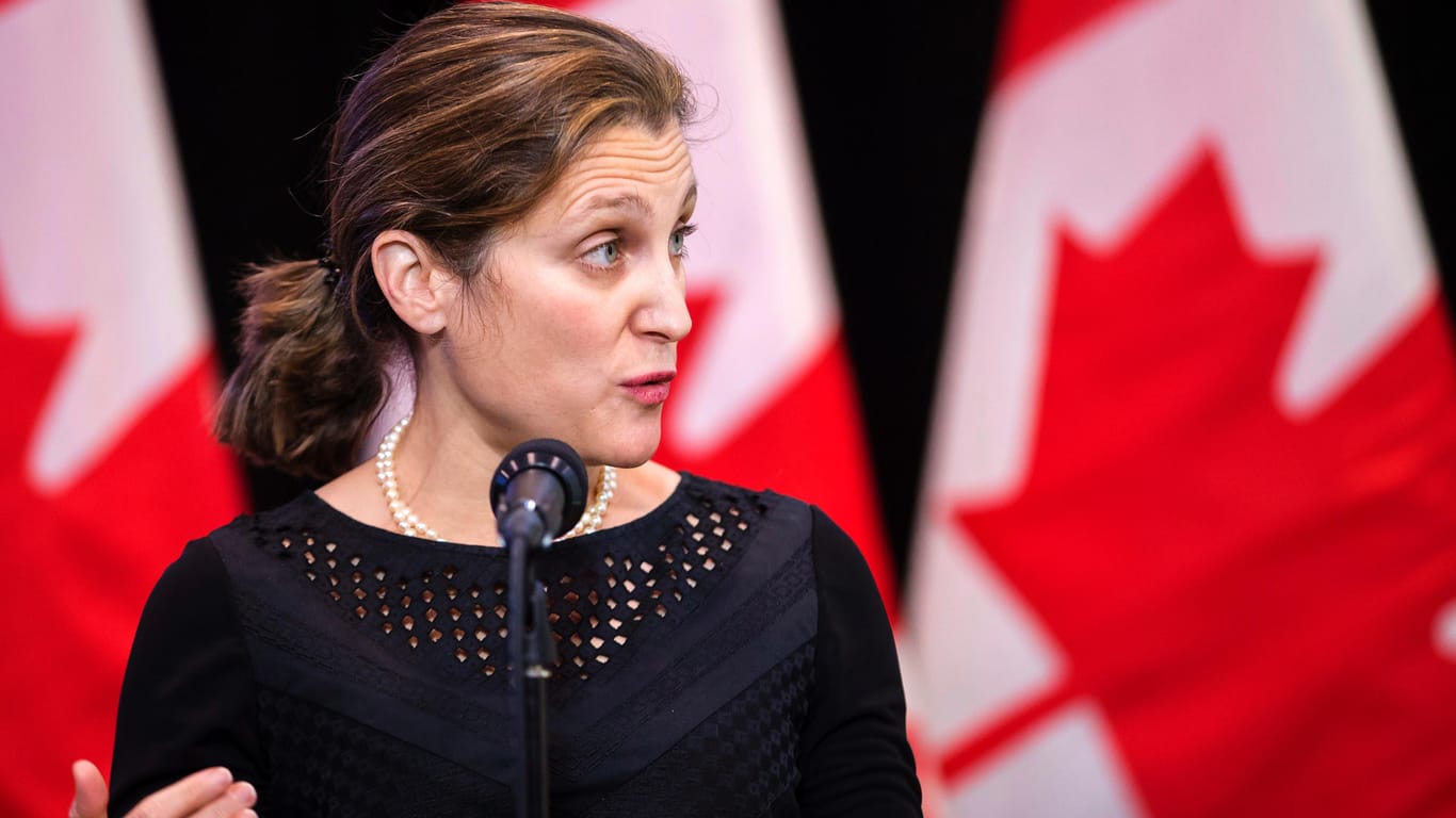 Chrystia Freeland, Außenministerin von Kanada: Nach Kanadas Kritik an der Inhaftierung eines Aktivisten in Saudi-Arabien, fror Riad ein Handelsabkommen zwischen beiden Ländern ein.