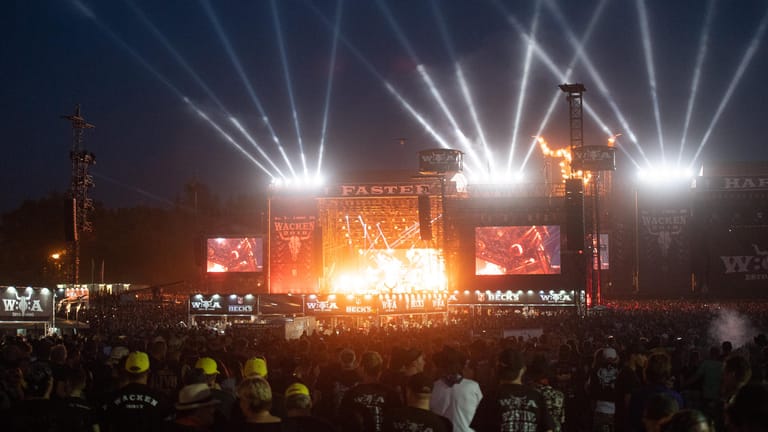 Wacken: 75.000 Menschen besuchten das Heavy-Metal-Festival – darunter auch zwei ausgebüxte Rentner.