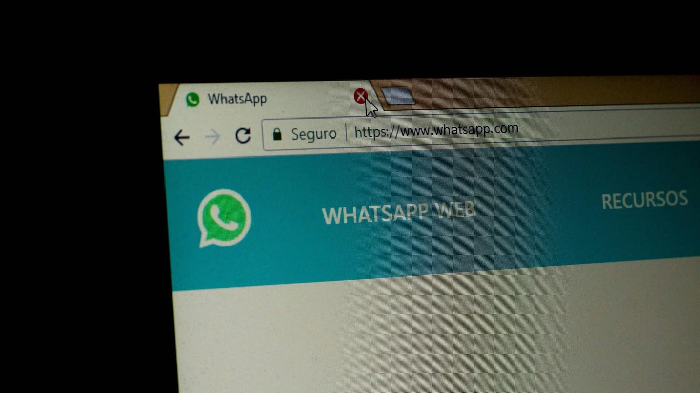 WhatsApp im Web: Sicherheitsforscher haben eine Schwachstelle in der Anwendung entdeckt.