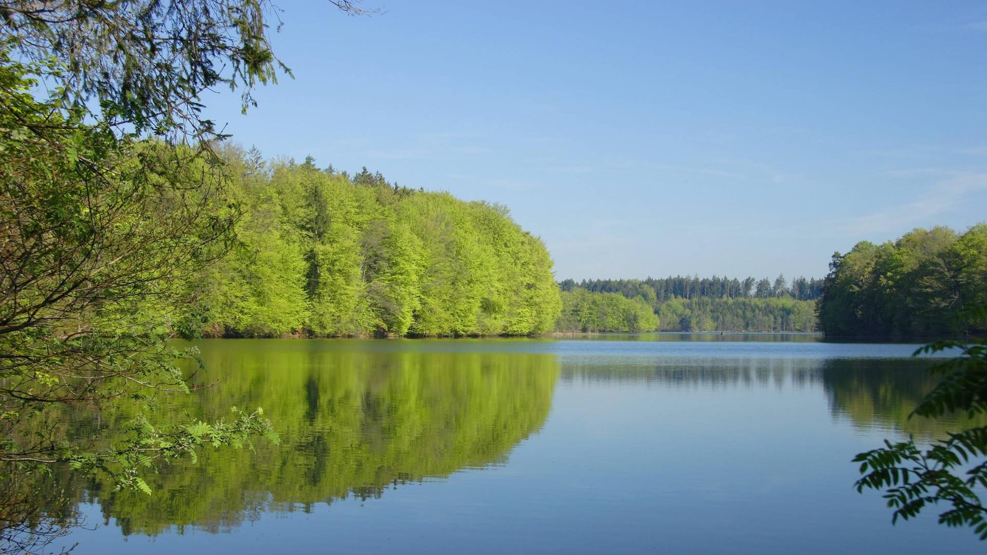 Der Langbürgner See: In diesem Gewässer fanden die Kinder den Sprengkörper. (Archivbild)