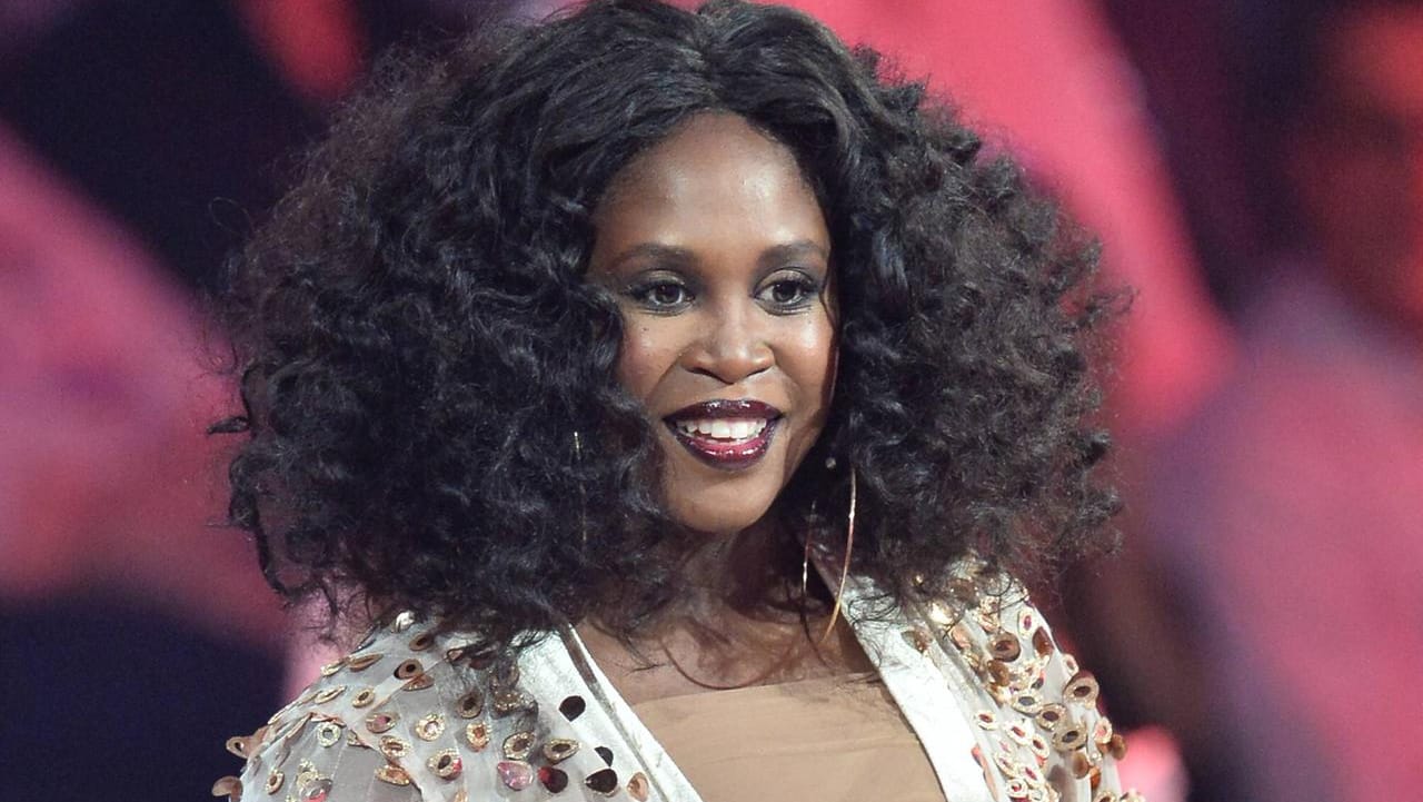 Motsi Mabuse: Die "Let's Dance"-Jurorin ist zum ersten Mal Mutter geworden.