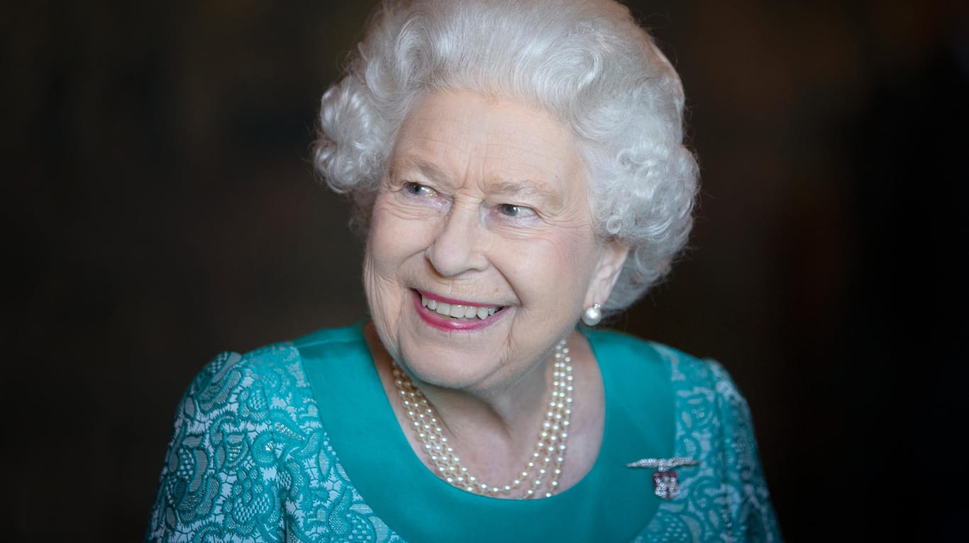 Queen Elizabeth II.: Die englische Monarchin wird nun bis Oktober in Schottland bleiben.