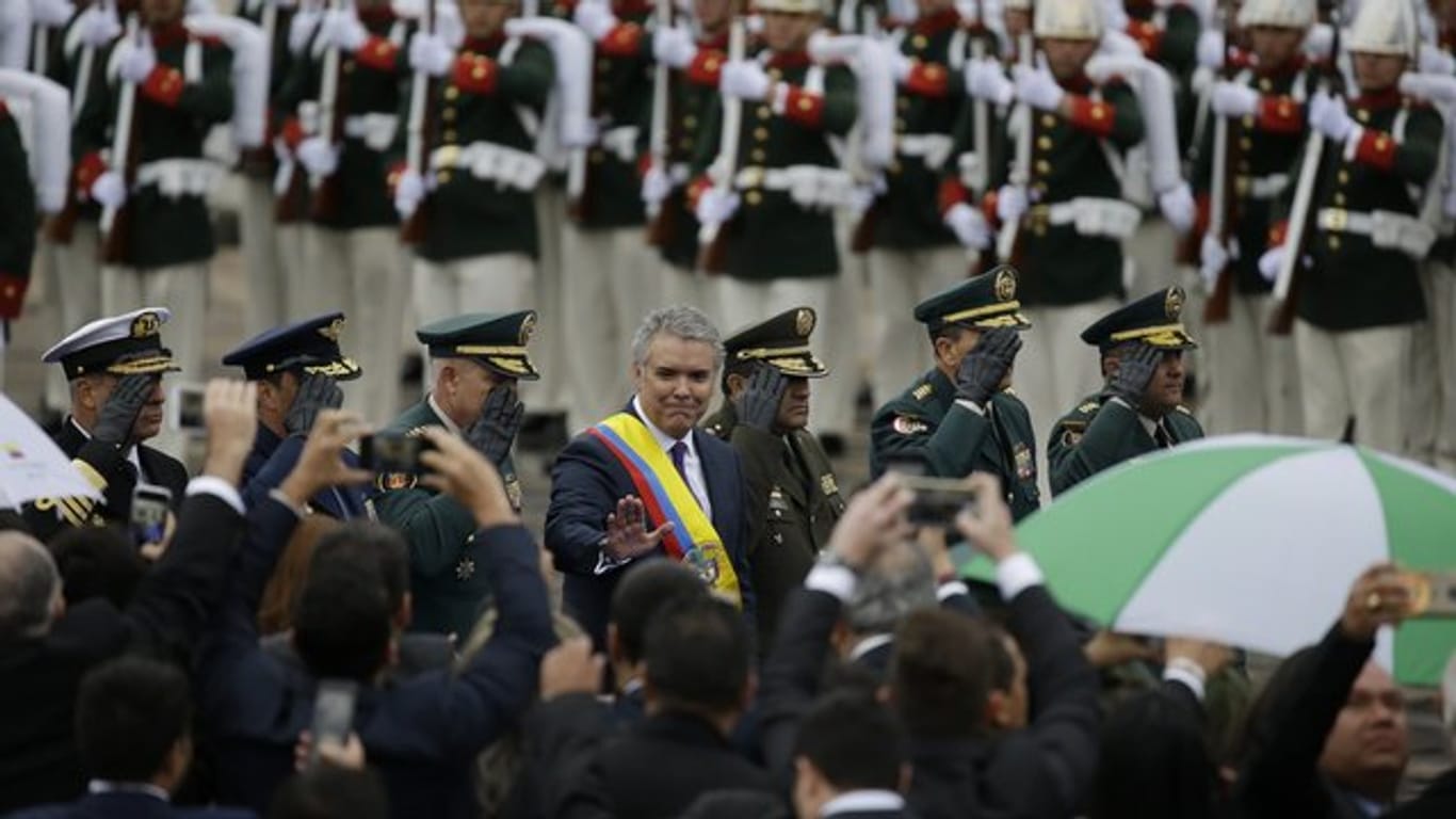 Iván Duque hat seinen Amtseid als neuer Präsident Kolumbiens abgelegt.