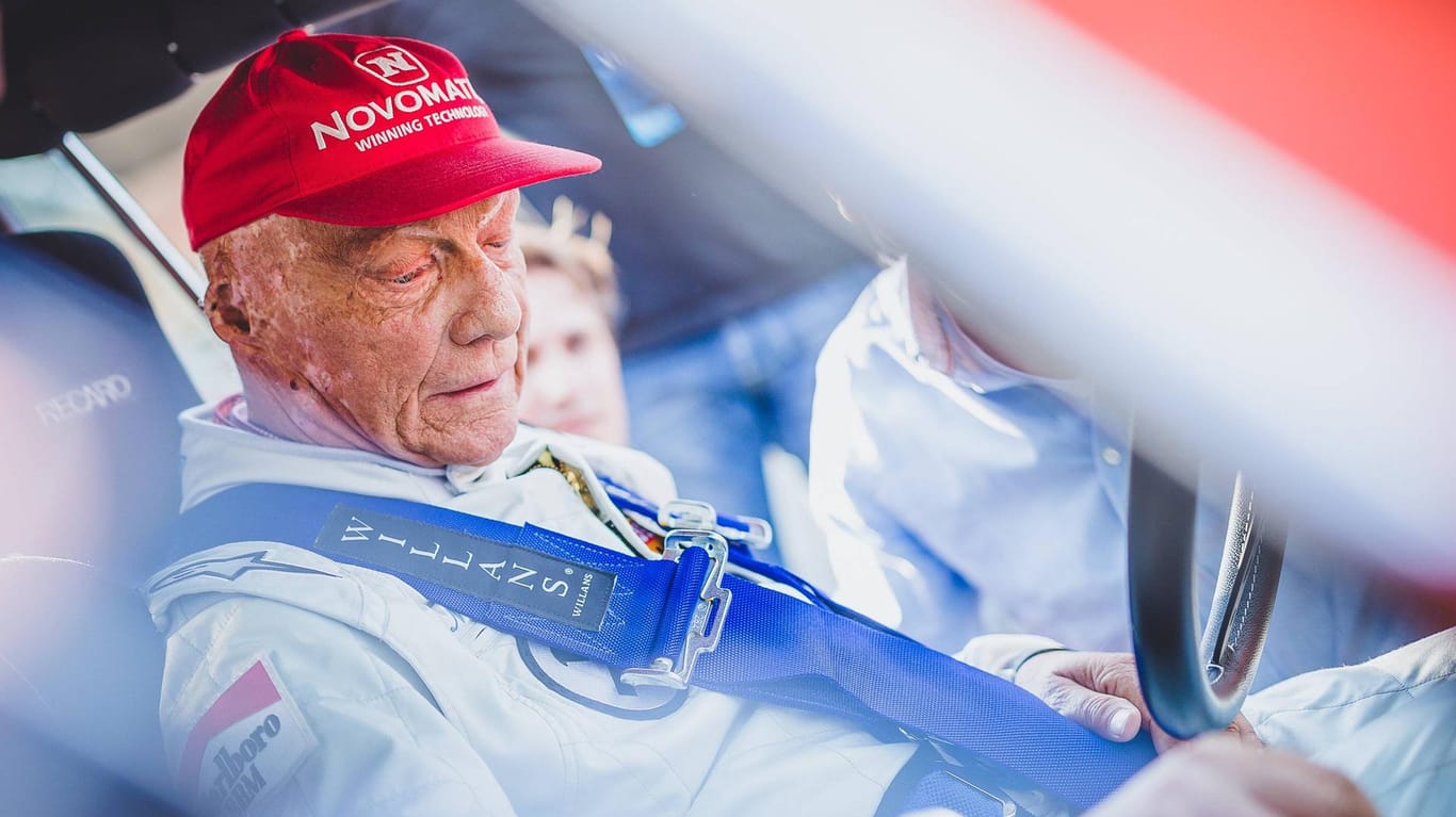 Niki Lauda, hier vor seiner Erkrankung im Juni dieses Jahres: Der frühere Formel-1-Weltmeister erholt sich aktuell von einer Lungentransplantation.
