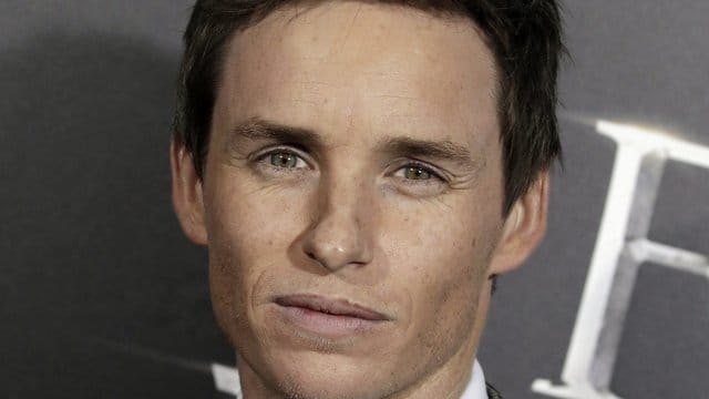 Eddie Redmayne 2016 bei der Welt-Filmpremiere von "Phantastische Tierwesen und wo sie zu finden sind".