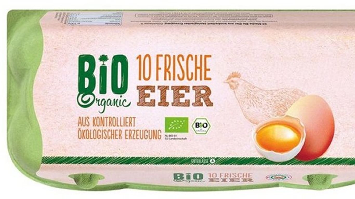 Die Firma Eifrisch ruft Eier des Lieferanten Bio-Eierhof Papenburg mit der Printnummer 0-DE-0359721 und Mindesthaltbarkeitsdatum bis einschließlich 24.