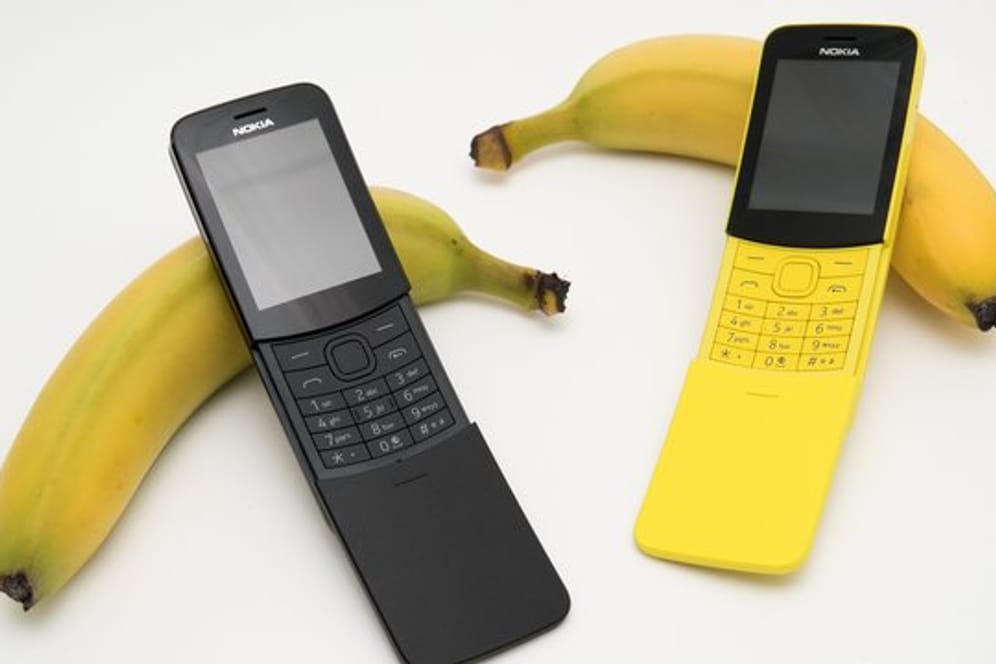 Nokia 8110 4G: Seine gebogene Form brachte dem alten 8110 den Namen Banana-Phone ein. Die neuen Modelle sind daran angelehnt.
