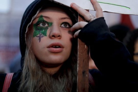 Zehntausende Menschen hatten sich während der 16-stündigen Debatte auf den Straßen von Buenos Aires zum Protest versammelt.