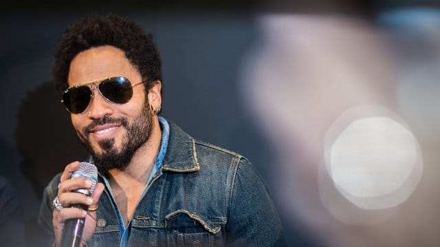 Lenny Kravitz ehrt seine Mutter mit einem Lied.