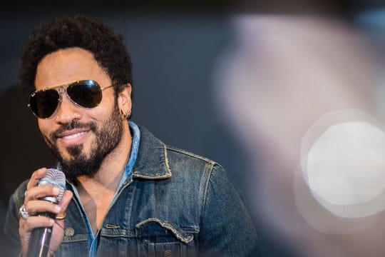 Lenny Kravitz ehrt seine Mutter mit einem Lied.