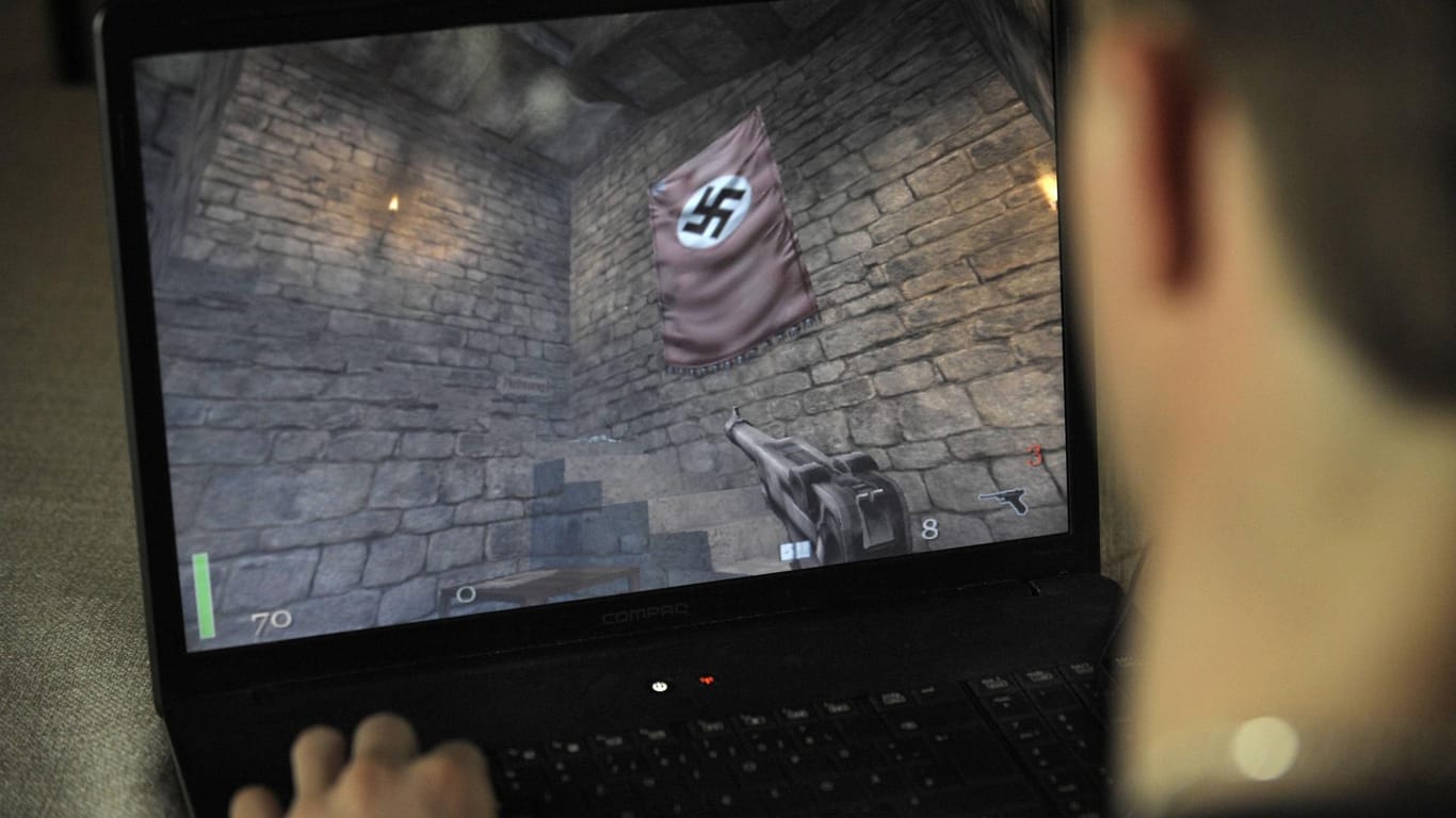 Szene aus dem Spiel "Wolfenstein": Die USK will künftig Games mit Hakenkreuzdarstellungen unter bestimmten Umständen für den deutschen Markt freigeben.