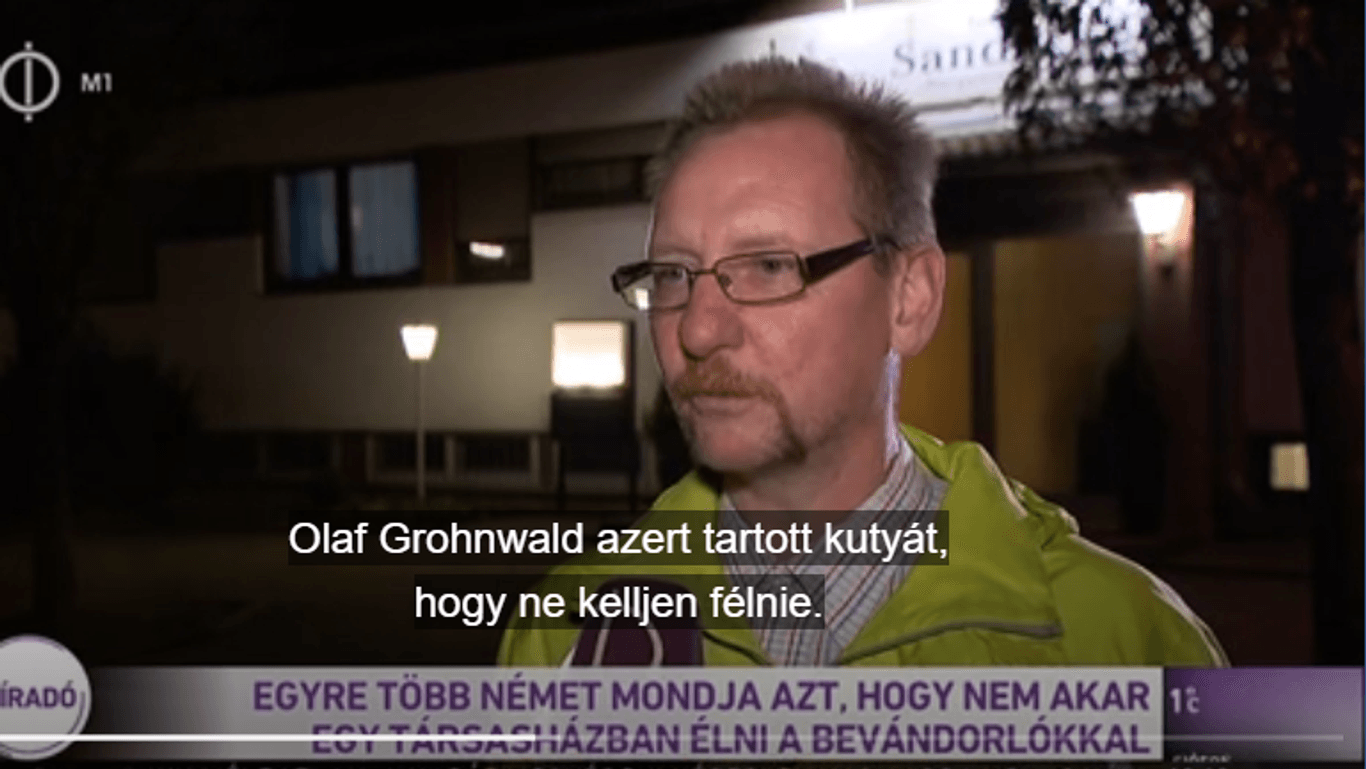 Olaf Grohnwald im ungarischen Fernsehen: AfD-Politiker lassen sich als unbescholtene Bürger interviewen.