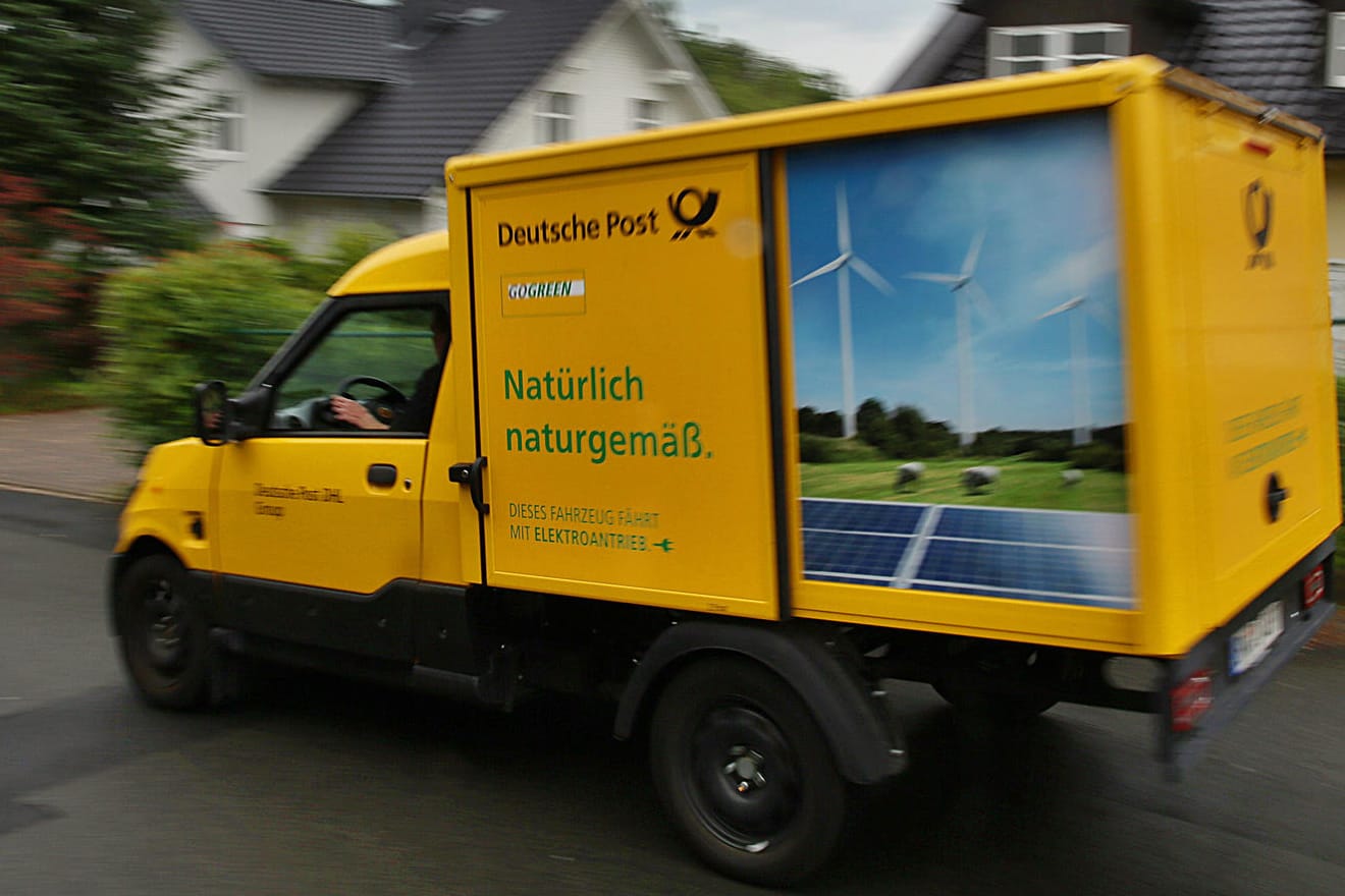 Deutsche Post Streetscooter: Das Kraftfahrtbundesamt (KBA) geht Berichten über einen hohen Gehalt an giftigen Schwermetallen im elektrischen Streetscooter der Post nach.