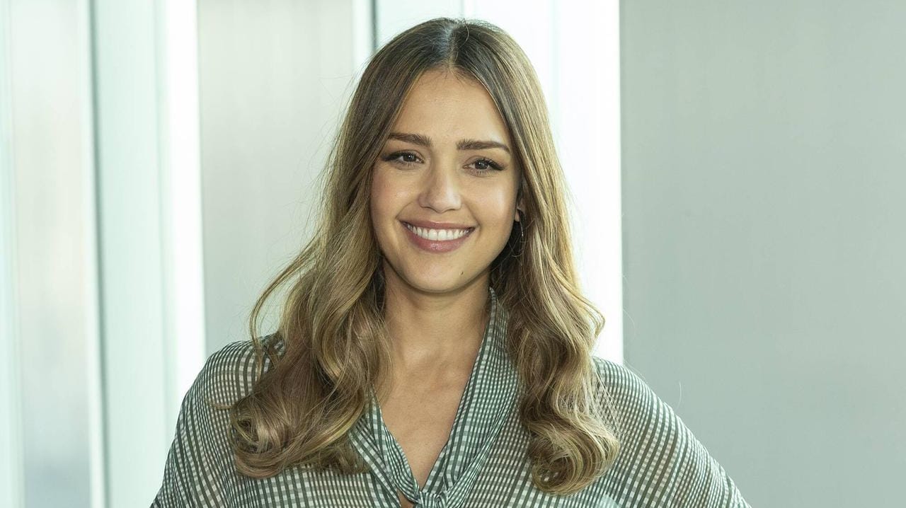 Jessica Alba: Vor sieben Monaten bekam die Schauspielerin einen kleinen Sohn.